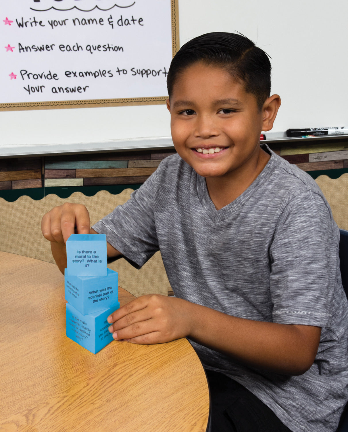 Foam Reading Comprehension Cubes