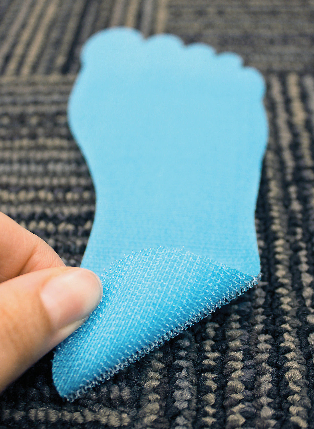 Spot On® Carpet Markers Footprints - 7"