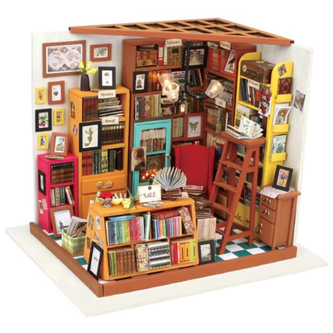 DIY Miniature House: Sam's Study