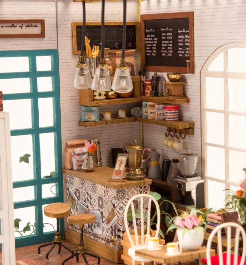 DIY Miniature House: Simon's Coffee Shop