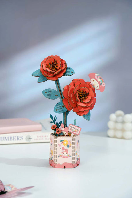 Hello Kitty® and Friends Flower Puzzle: Melody Red Camellia