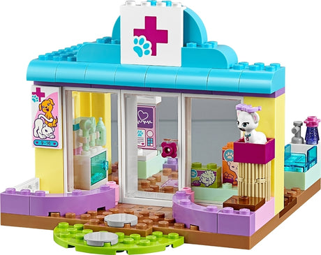 LEGO® Juniors: Mia's Vet Clinic