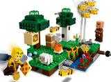 LEGO® Minecraft: The Bee Farm