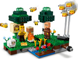 LEGO® Minecraft: The Bee Farm