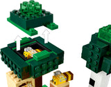 LEGO® Minecraft: The Bee Farm