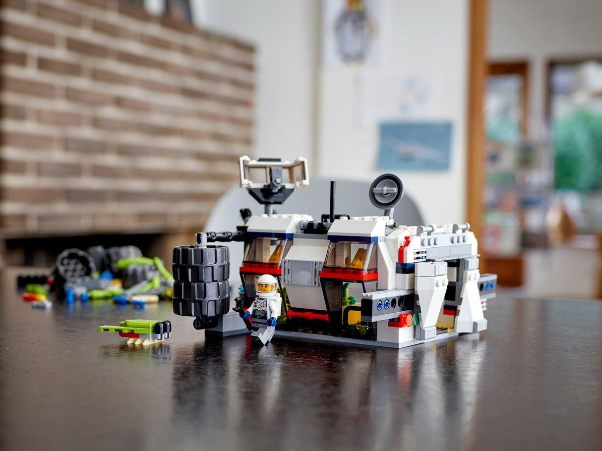 LEGO® Space Rover Explorer