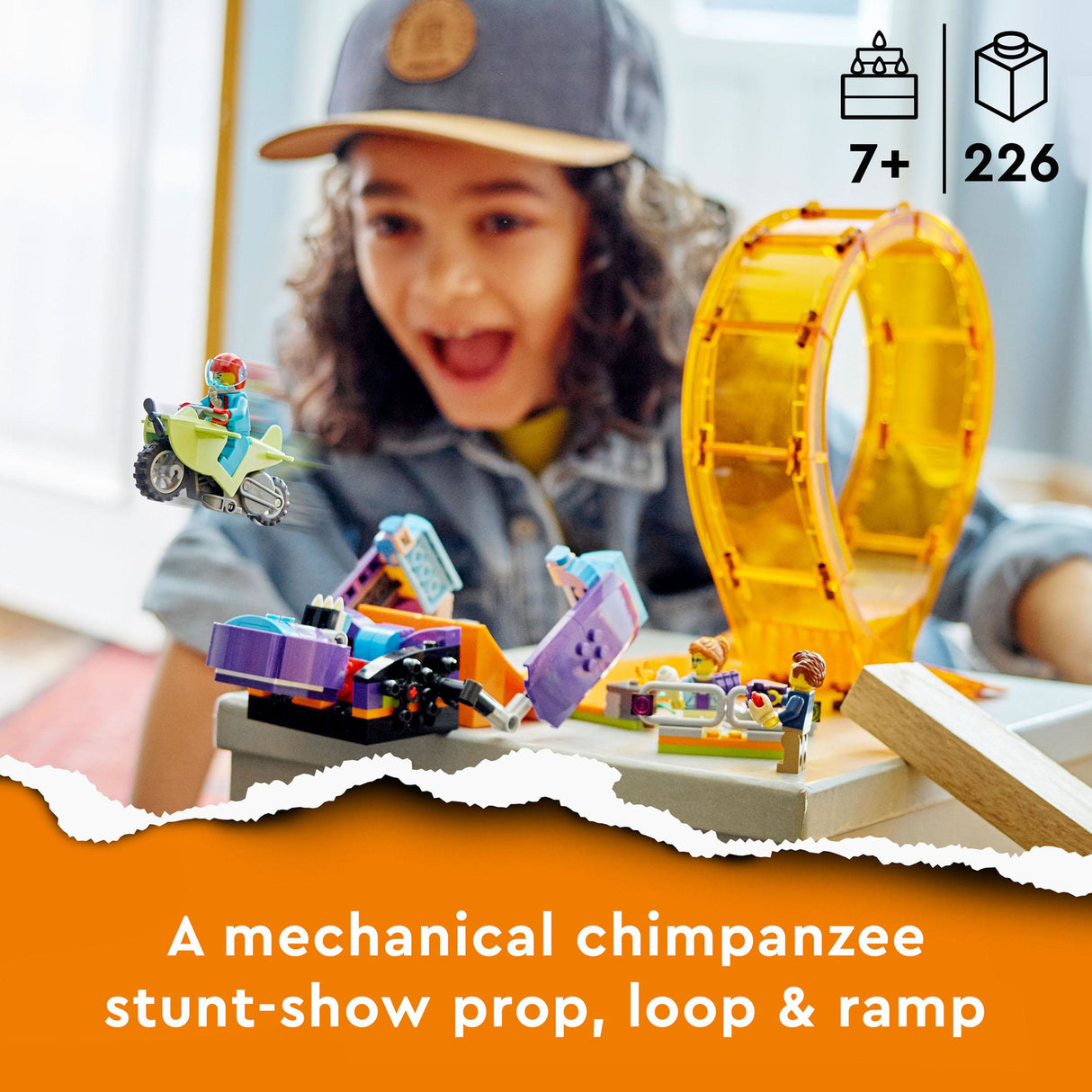 LEGO® City Stuntz Smashing Chimpanzee Stunt Loop