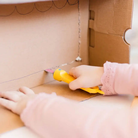 Makedo Safe Saw