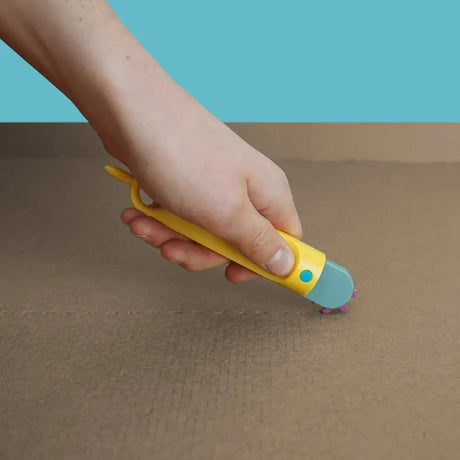 Makedo Cardboard Construction Fold-Roller Tool