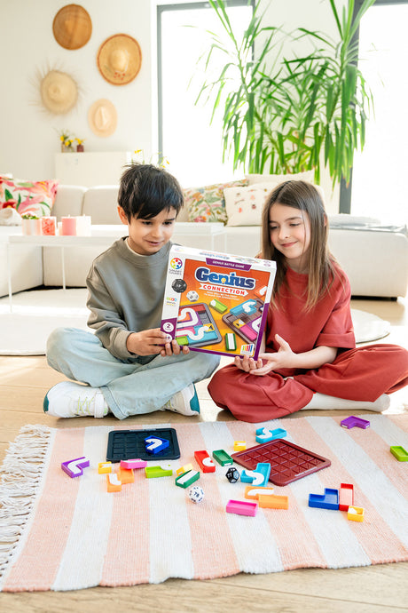 Genius Connection: Competitive & Solo Brain Game