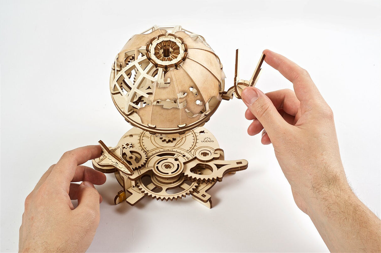 Ugears Globus